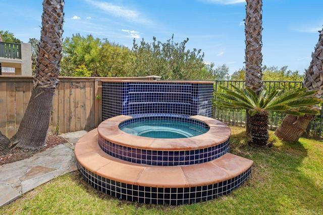 Detail Gallery Image 32 of 45 For 3971 via Cangrejo, San Diego,  CA 92130 - 4 Beds | 3 Baths
