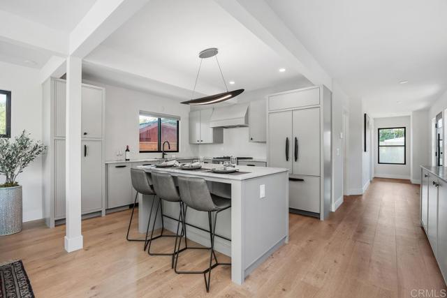 Detail Gallery Image 8 of 22 For 163 Norfolk Dr, Cardiff By The Sea,  CA 92007 - 2 Beds | 2 Baths