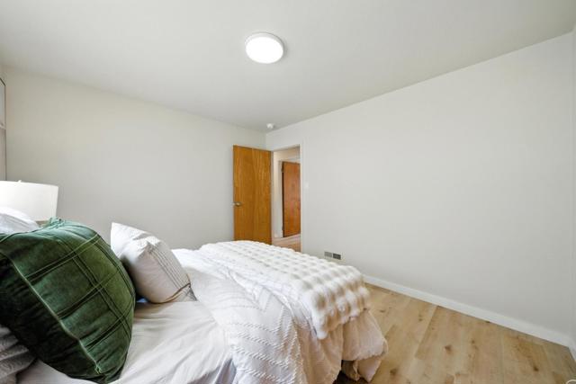 362 Lakeshire Drive, Daly City CA: https://media.crmls.org/mediaz/2ef2c869-46c2-496b-9769-5d658006ba12.jpg