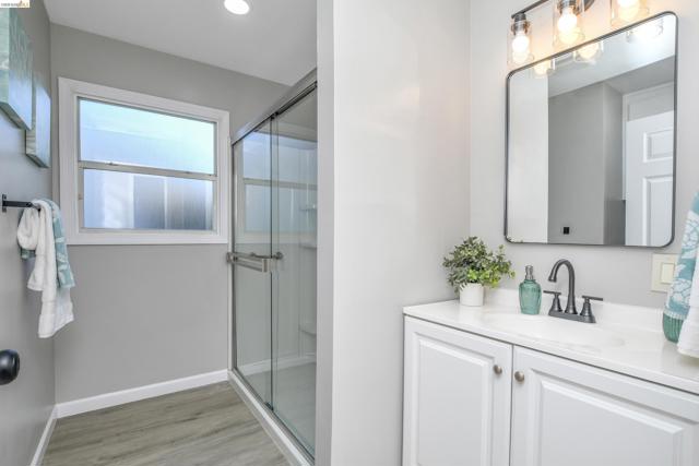 Image 22 of 40 For 120 Hillcrest Ave