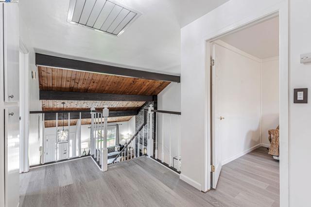 1835 Camino Estrada, Concord CA: https://media.crmls.org/mediaz/2ef3853d-8e23-48e9-9fa4-e4ac8fe185ac.jpg