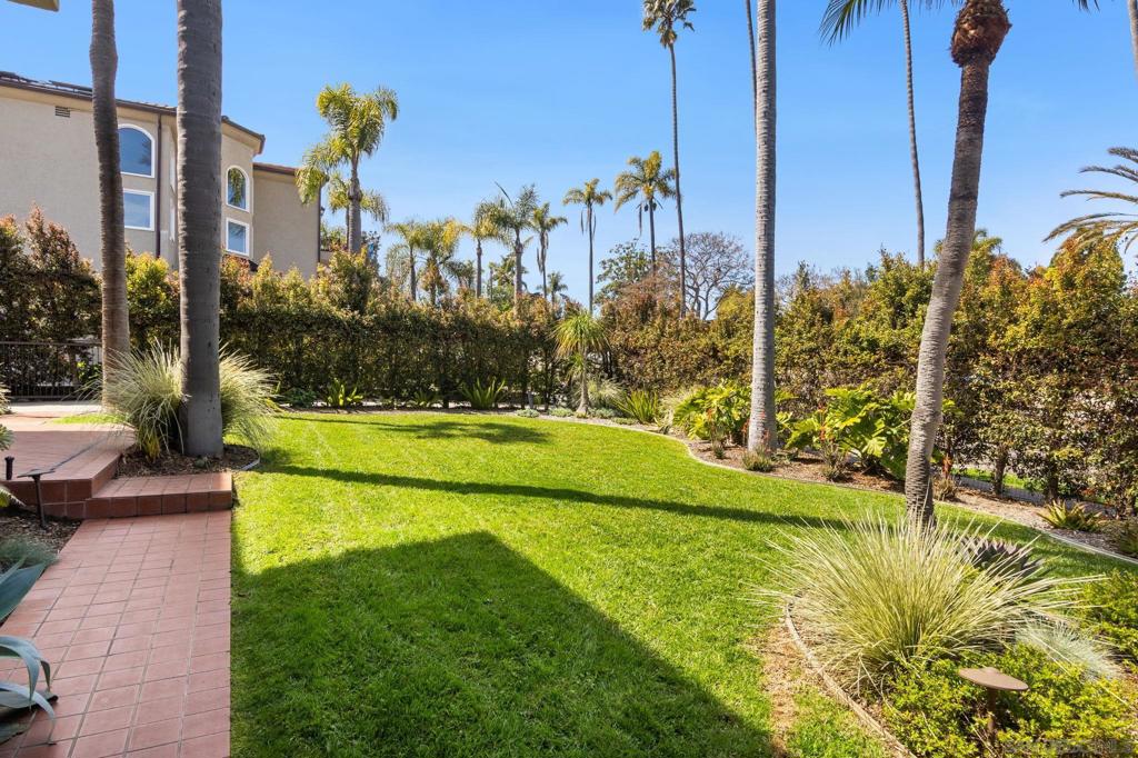 2003 Sunset Blvd - photo 5