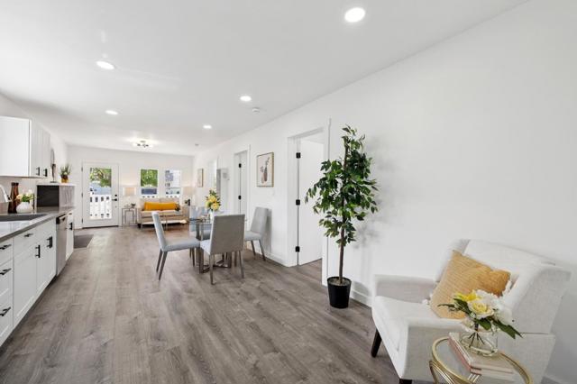 441 Vera Avenue, Redwood City CA: https://media.crmls.org/mediaz/2ef43f60-8234-4155-988e-a1a7c759cbb5.jpg
