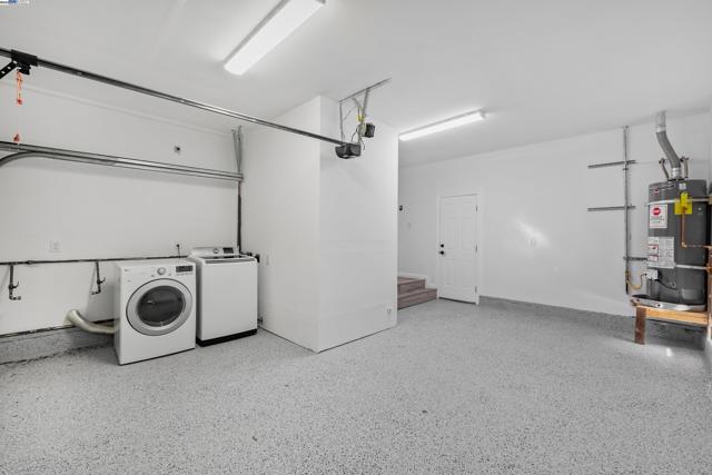 474 Oliver St, Milpitas CA: https://media.crmls.org/mediaz/2ef487fd-93ba-4866-82ba-68209e90ccd9.jpg