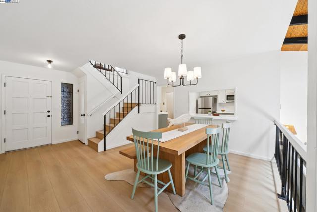 1230 Ballena Blvd, Alameda CA: https://media.crmls.org/mediaz/2ef4bab1-9303-45ab-b32c-360c63448b1c.jpg