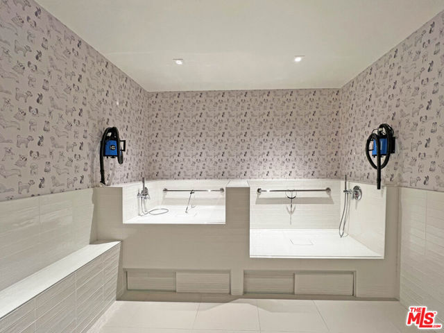 11750 Wilshire Boulevard, Los Angeles CA: https://media.crmls.org/mediaz/2ef50bfb-70b0-49dc-8265-6e0ca1c9d1f0.jpg