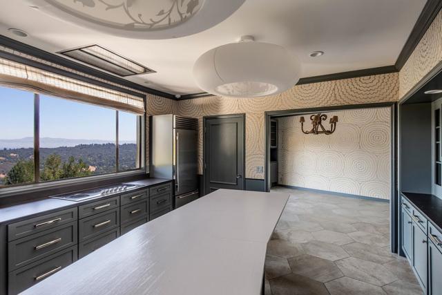 835 La Honda Road, Woodside CA: https://media.crmls.org/mediaz/2ef5a8c0-8625-4a77-b4ed-36a11dd0637c.jpg