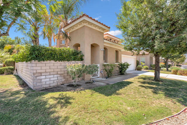 Image 26 of 32 For 105 Shoreline Drive