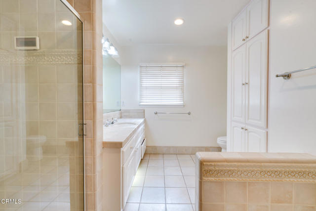 Detail Gallery Image 14 of 26 For 1360 Blackstone Rd, San Marino,  CA 91108 - 3 Beds | 2/1 Baths