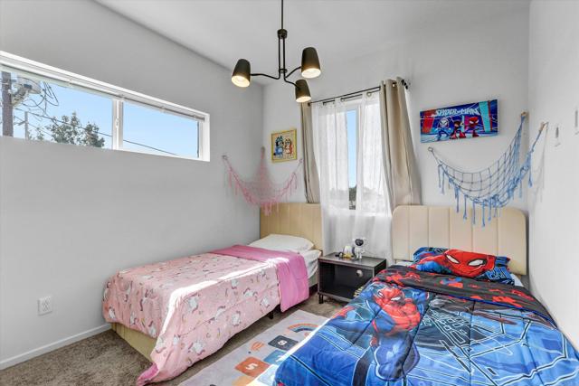 Detail Gallery Image 17 of 30 For 402 Creekside Cir, San Diego,  CA 92114 - 3 Beds | 3 Baths