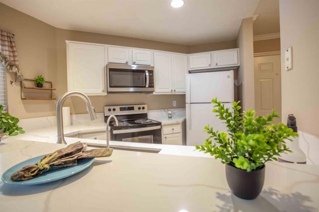 7425 Charmant Dr, San Diego CA: https://media.crmls.org/mediaz/2ef7237b-581b-4271-a8ea-bc1a270cb6e5.jpg