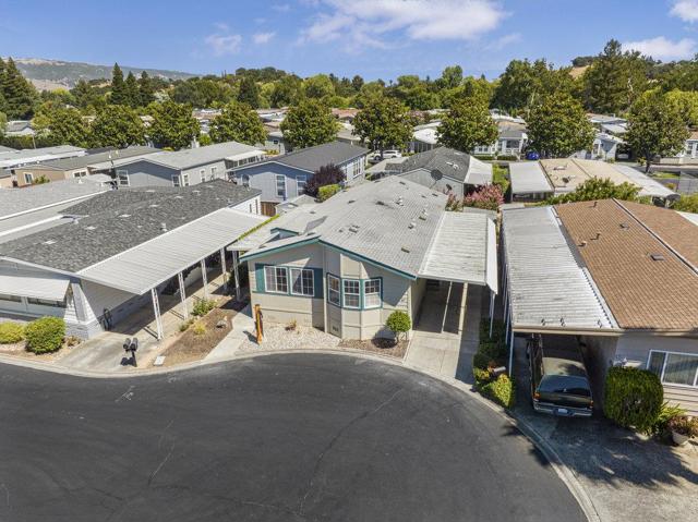 97 Melody Lane, Morgan Hill CA: https://media.crmls.org/mediaz/2ef8ba3f-ab64-412e-8030-b73932bc06de.jpg