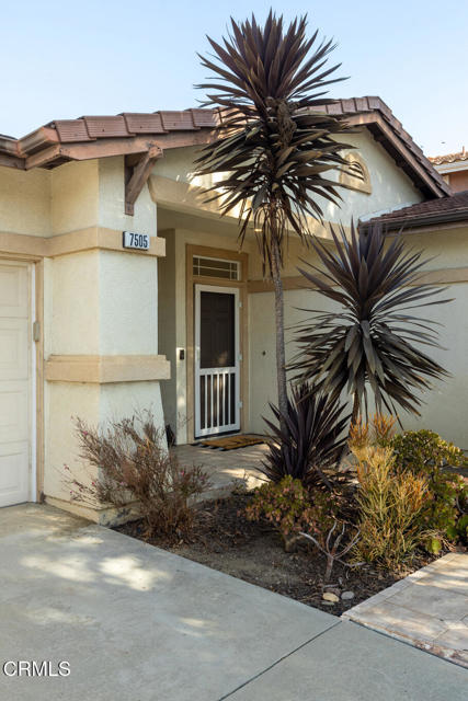 Detail Gallery Image 3 of 29 For 7505 Eisenhower St, Ventura,  CA 93003 - 3 Beds | 2 Baths