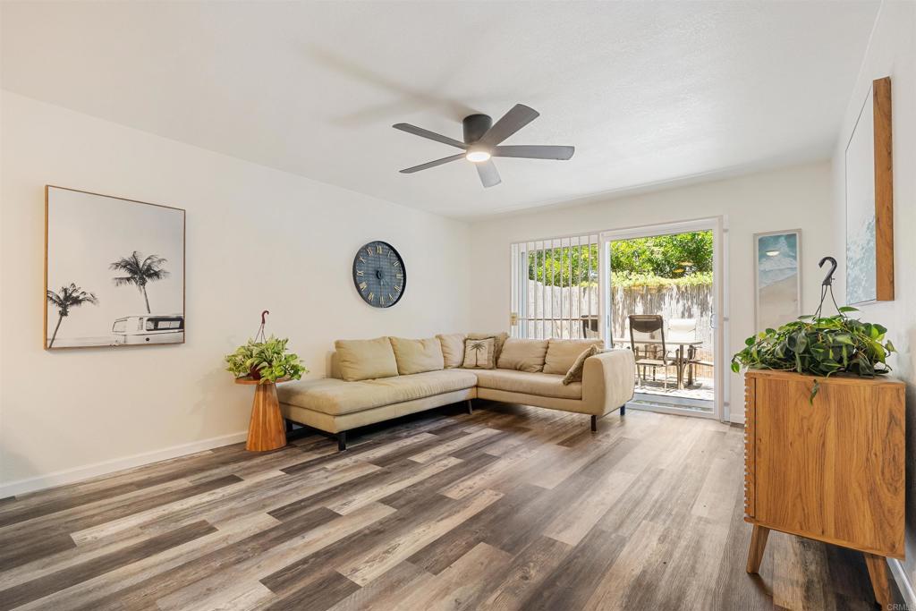 1645 Emerald - photo 8