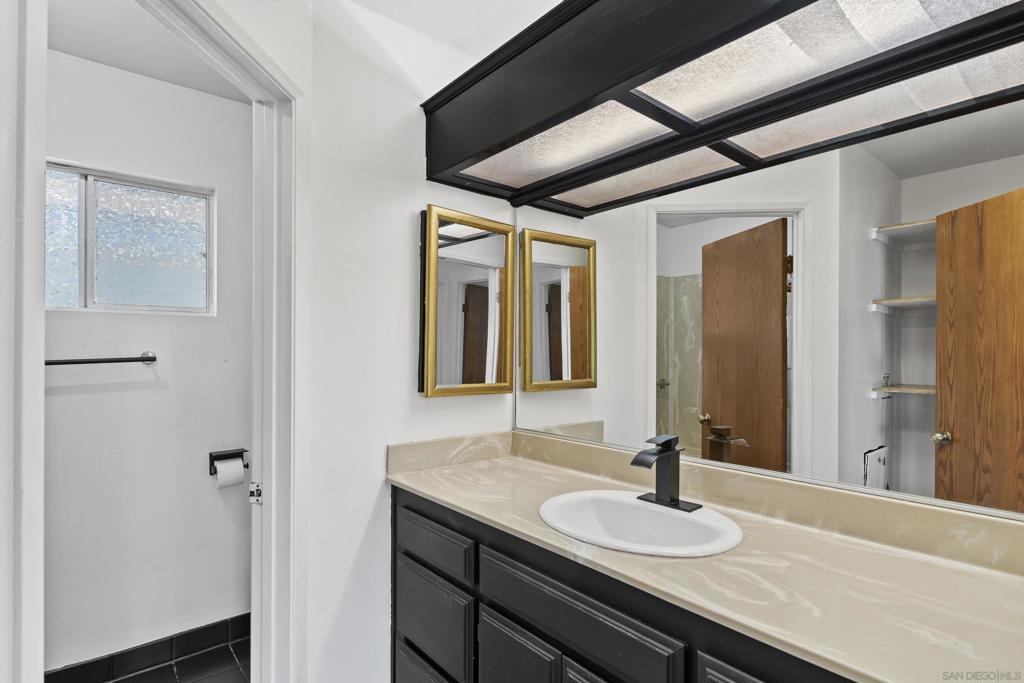 4560 Orchard - photo 10