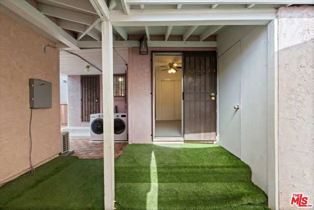 2840 S Mansfield Avenue, Los Angeles CA: https://media.crmls.org/mediaz/2efc814a-b45d-4f92-89fb-d18dc66d2e13.jpg