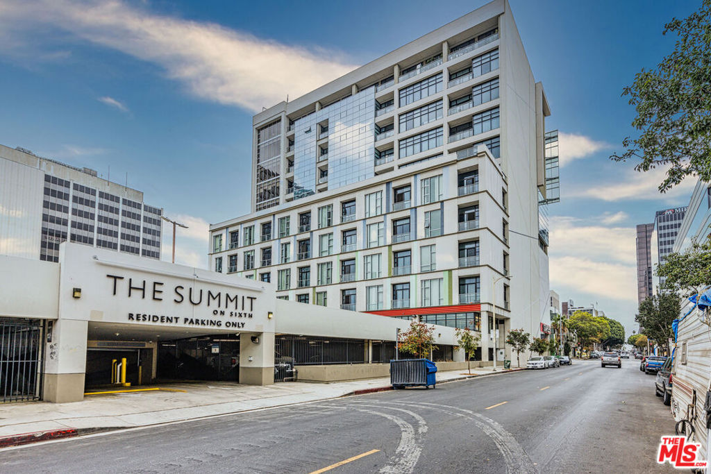 3223 W 6th Street #1005