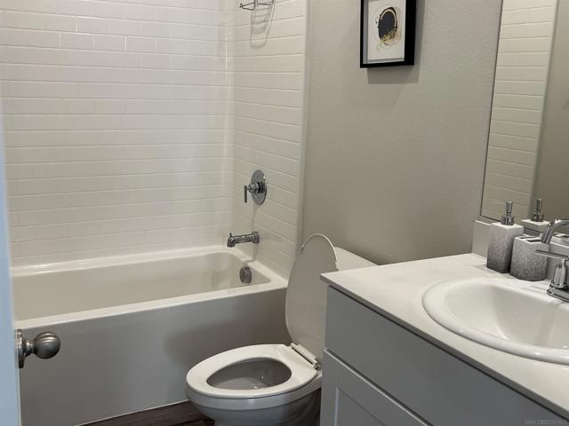 15654 Thubderbolt street, Moreno Valley CA: https://media.crmls.org/mediaz/2efda72f-0fff-4ef5-958c-b0472f7a55f8.jpg