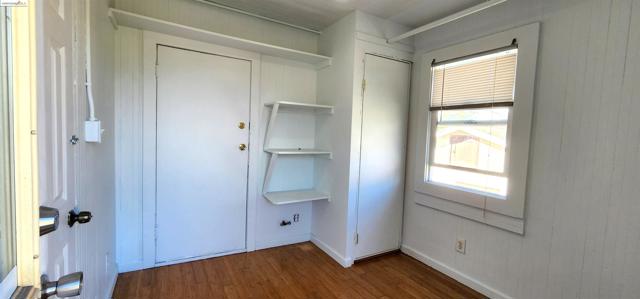 Image 23 of 36 For 1212 28th St