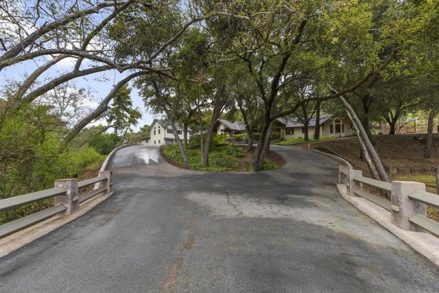 14205 Shannon Road, Los Gatos CA: https://media.crmls.org/mediaz/2efe37be-246c-4fdd-8f1a-2fce6cdc59fa.jpg