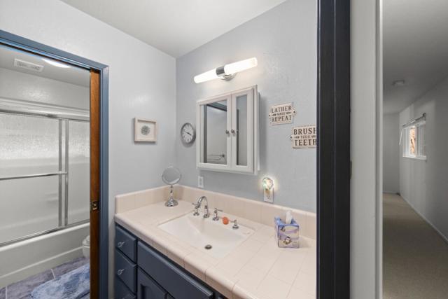 13395 W Park Avenue, Boulder Creek CA: https://media.crmls.org/mediaz/2efeb5fd-027d-4932-969c-eb5721c2a57d.jpg