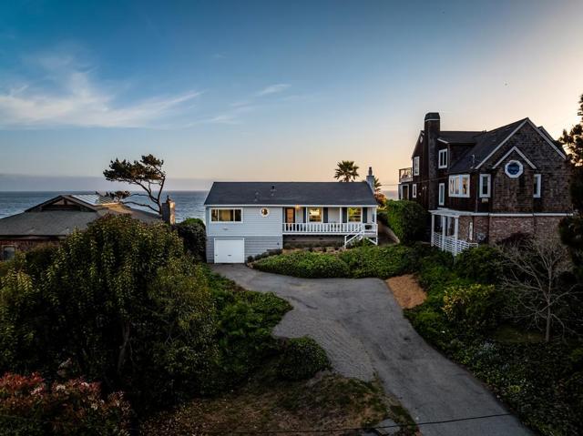 313 Vista Drive, Watsonville CA: https://media.crmls.org/mediaz/2efed1aa-1b1d-402e-8b72-8cfeae239e03.jpg
