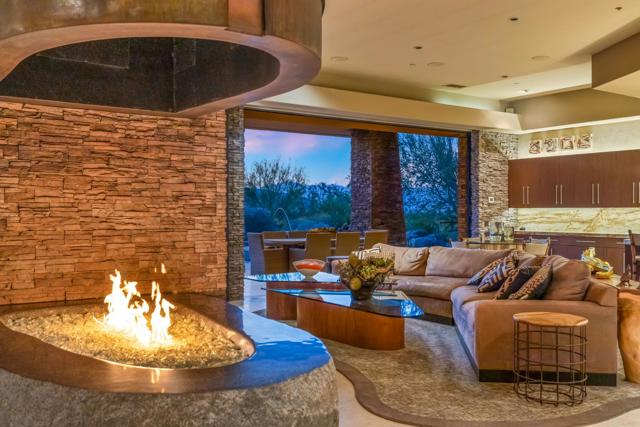 50741 Desert Arroyo Trail, Indian Wells CA: https://media.crmls.org/mediaz/2eff1af7-3e4f-4012-ad57-db8d0c54fe2e.jpg