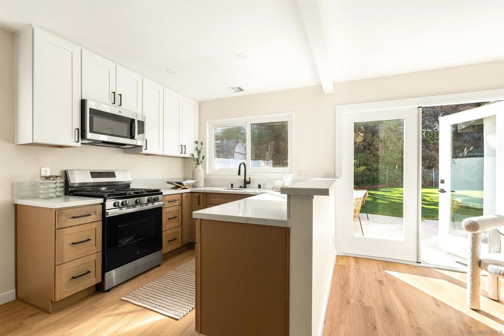 4750 Diane Ave - photo 8