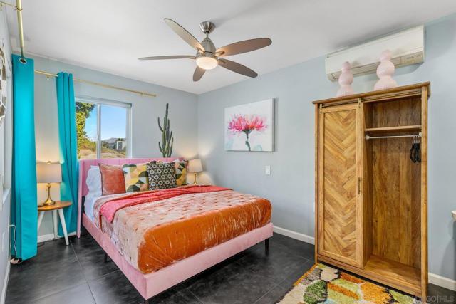 133 W San Carlos Road, Palm Springs CA: https://media.crmls.org/mediaz/2f019c50-cac5-473e-8df9-bb541b297fe7.jpg
