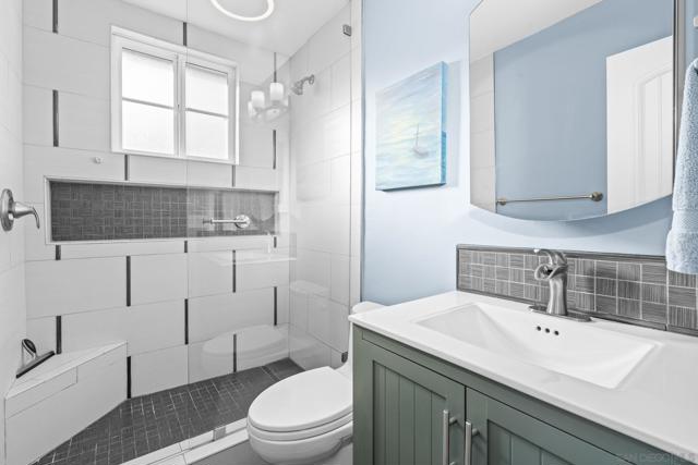 1733 Hornblend St, San Diego CA: https://media.crmls.org/mediaz/2f0207cf-d292-4aa8-8c52-a882b423010d.jpg