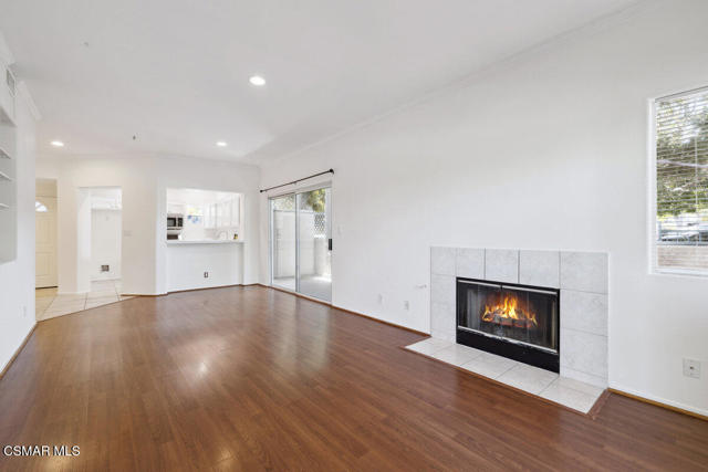 2732 Borchard Road, Newbury Park CA: https://media.crmls.org/mediaz/2f053b6c-9e00-40e6-947e-4aafe9bc24e6.jpg