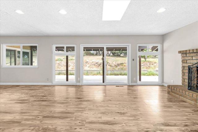 19515 Vierra Canyon Road, Salinas CA: https://media.crmls.org/mediaz/2f069181-01eb-48de-a27d-6f3dc7d41047.jpg