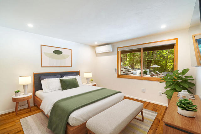 24718 Fern Valley Road, Idyllwild CA: https://media.crmls.org/mediaz/2f06c00f-dfd6-4ebf-a508-5db42479d511.jpg