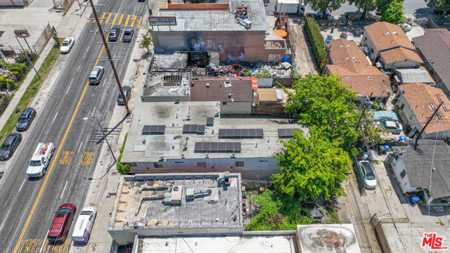 3711 S Western Avenue, Los Angeles CA: https://media.crmls.org/mediaz/2f06e921-8679-47f7-a3b0-ba2adf6d9fe4.jpg