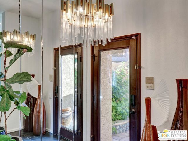 73429 Foxtail Lane, Palm Desert CA: https://media.crmls.org/mediaz/2f07088d-e608-41c4-86c3-e15a13d95a61.jpg