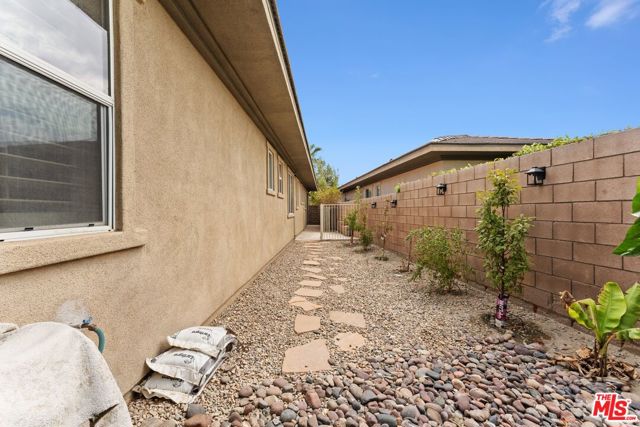 Image 39 of 49 For 43083 Corte Del Oro