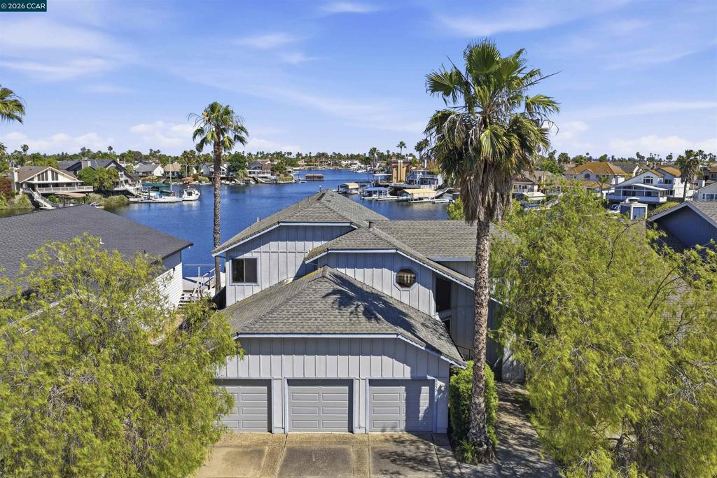 2055 Cypress Pt