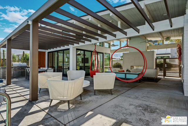 163 Blue Moon Drive, Palm Springs, CA 92262