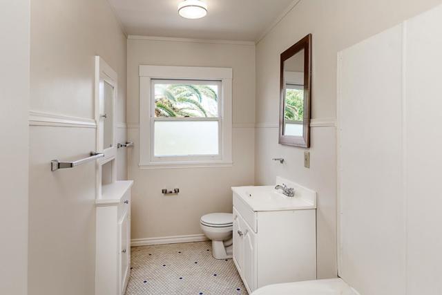 828 Highland Avenue, San Mateo CA: https://media.crmls.org/mediaz/2f0b5140-0d47-4ba1-a2cf-a7241814345c.jpg