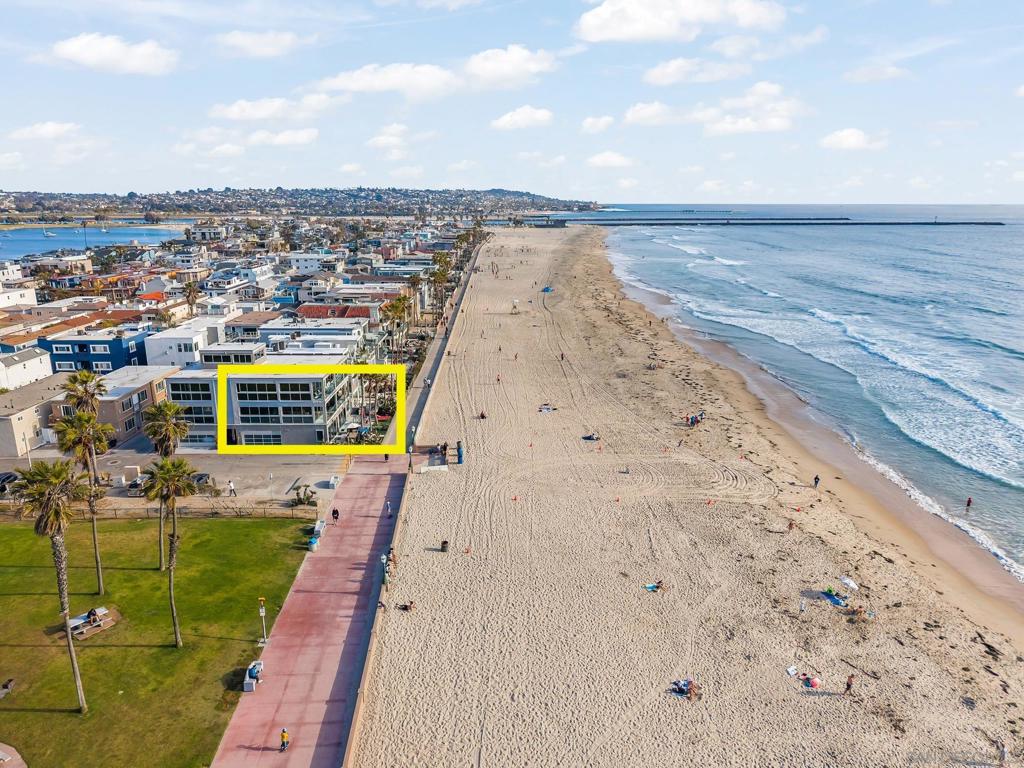 2999 Ocean Front Walk - photo 18