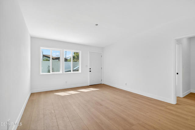 2251 Bryce Road, El Monte CA: https://media.crmls.org/mediaz/2f0e15d2-73e6-4087-8fe1-65ff3f7b6f25.jpg