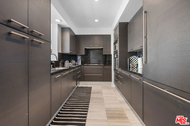 900 W Olympic Boulevard, Los Angeles CA: https://media.crmls.org/mediaz/2f0e5750-7ec4-4afe-89b1-c22995df4966.jpg