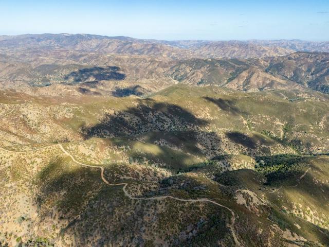 0 non-situs, Morgan Hill CA: https://media.crmls.org/mediaz/2f0ec228-afa0-4915-b9e2-4f2a0100cfb0.jpg