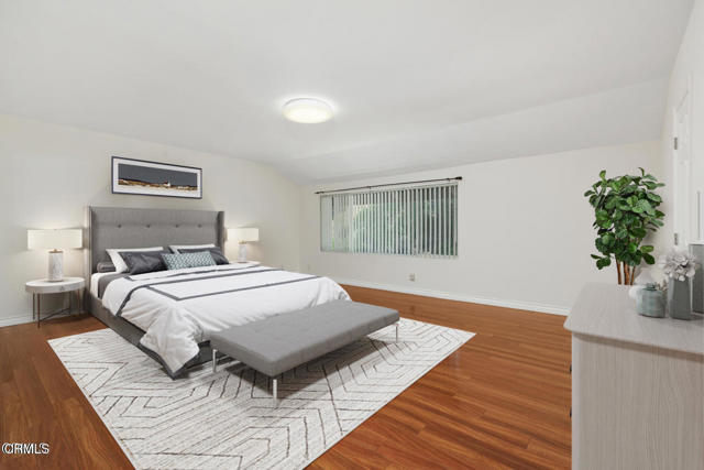 Detail Gallery Image 25 of 25 For 9503 via Venezia, Burbank,  CA 91504 - 3 Beds | 3 Baths