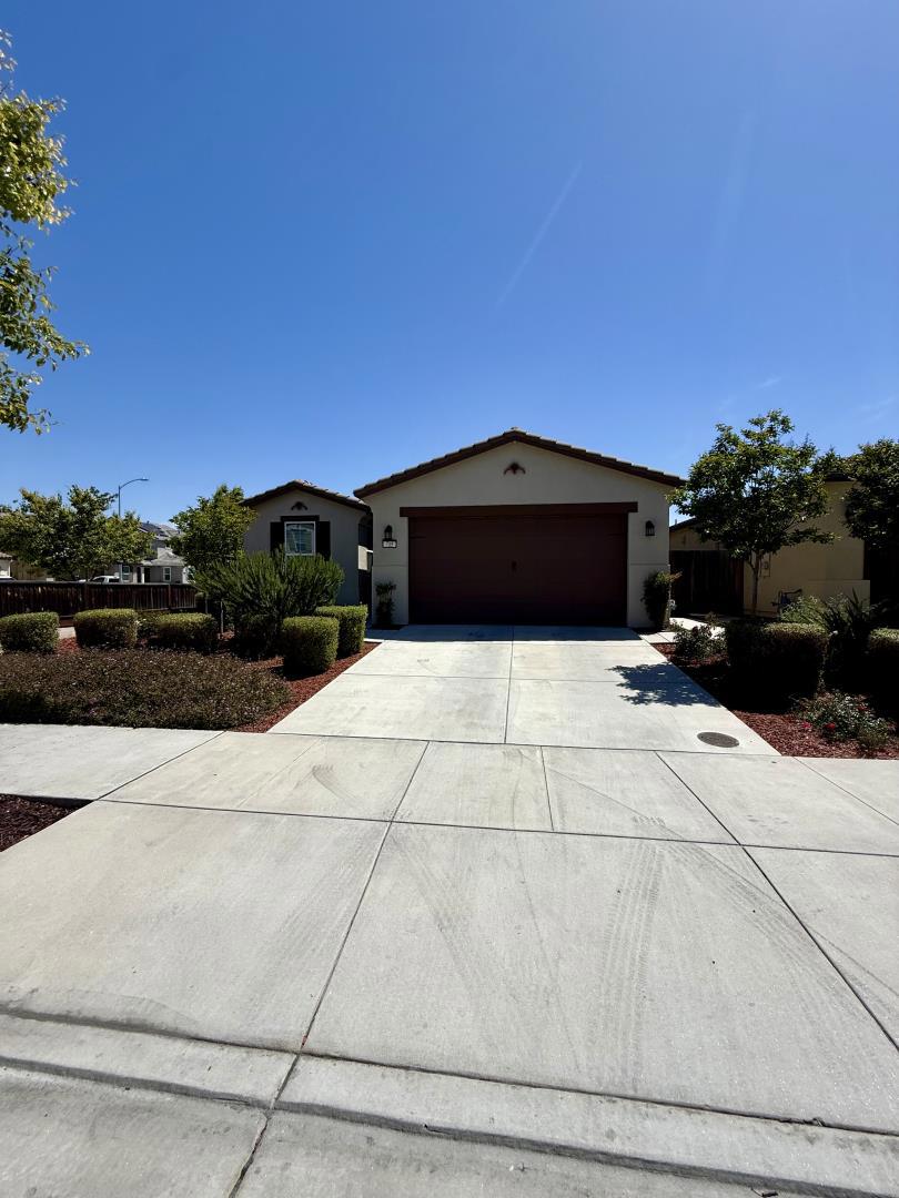 715 Alicante Drive