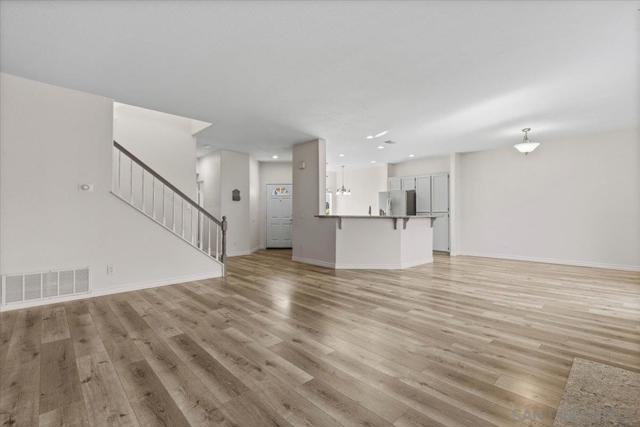 16156 Avenida Venusto, San Diego CA: https://media.crmls.org/mediaz/2f0f4c56-b7db-46a1-86b7-a3d77c098eff.jpg