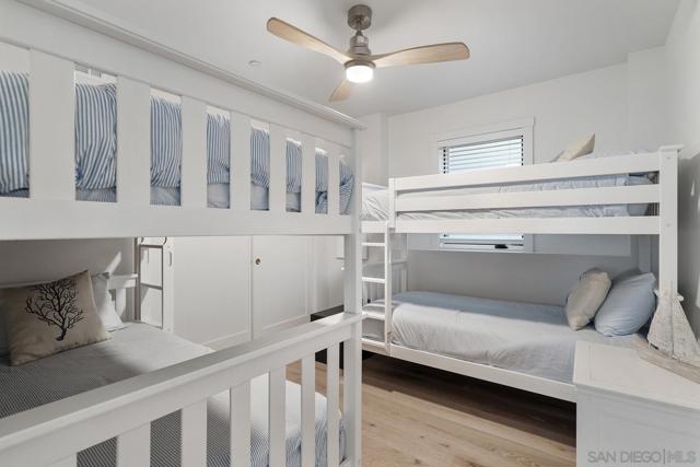 924 D Avenue, Coronado CA: https://media.crmls.org/mediaz/2f102821-a962-4551-bd7f-9e8cd3e68548.jpg