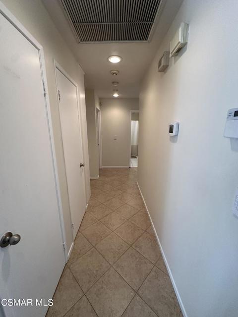 3002 Granville Avenue, Simi Valley CA: https://media.crmls.org/mediaz/2f107d40-0a9a-400d-b697-5d0b14a41617.jpg