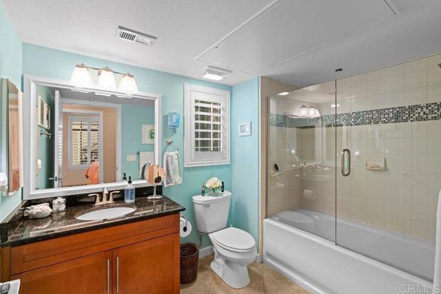 Image 22 of 62 For 1019 Costa Pacifica Way 1209
