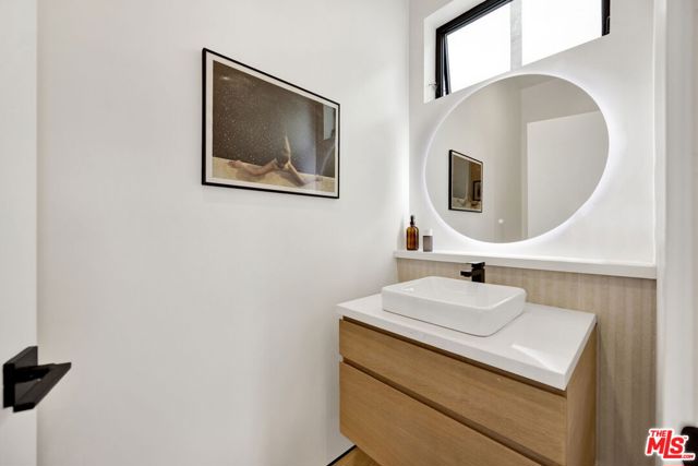 5868 Saturn Street, Los Angeles CA: https://media.crmls.org/mediaz/2f1300b2-b862-4a8e-85da-74a0486dcf9a.jpg